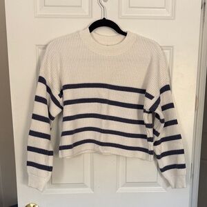 Hollister White and Navy Stripped Sweater